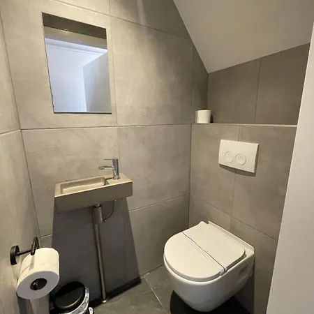 17 4p Historical Near Valkenburg Holiday home *