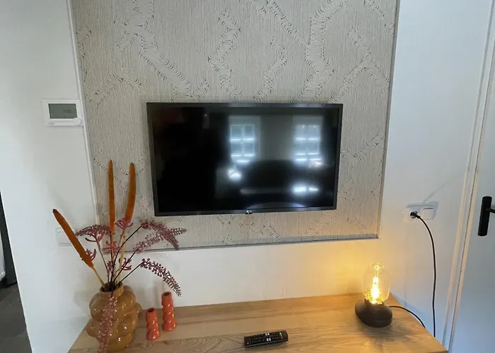 17 4p Historical Near Valkenburg Holiday home